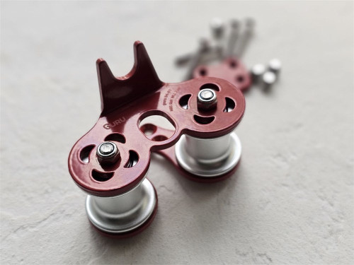  Ролик GURU Treck V2 для навесной переправы красный в Тюмени  