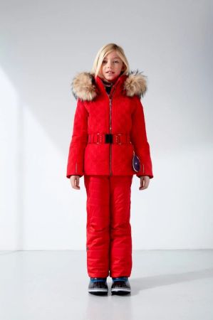 Куртка горнолыжная Poivre Blanc с иск.мехом W21-1003-JRGL/A красный в Тюмени