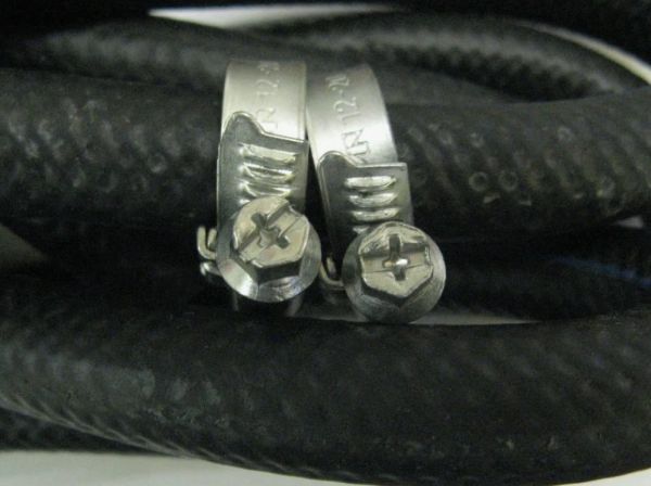 Шланг газовый Следопыт для портативных плит,2м+2хомута