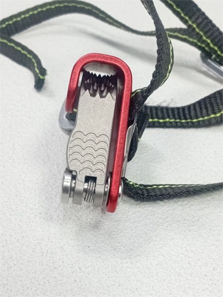  Зажим ножной Guru Glide right в Тюмени  