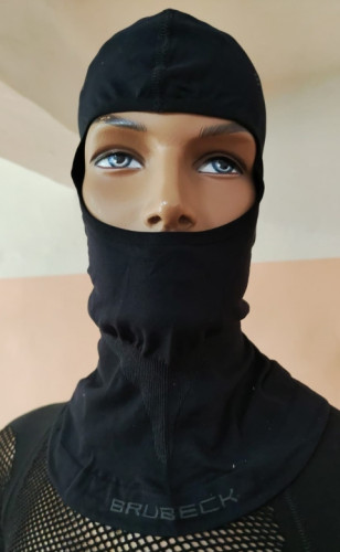 Подшлемник Brubeck без перфорации черный в Тюмени