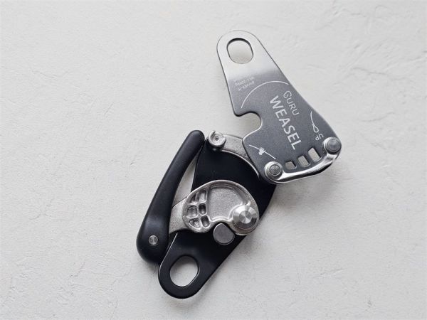  Страховочно-спусковое устройство GURU WEASEL в Тюмени  